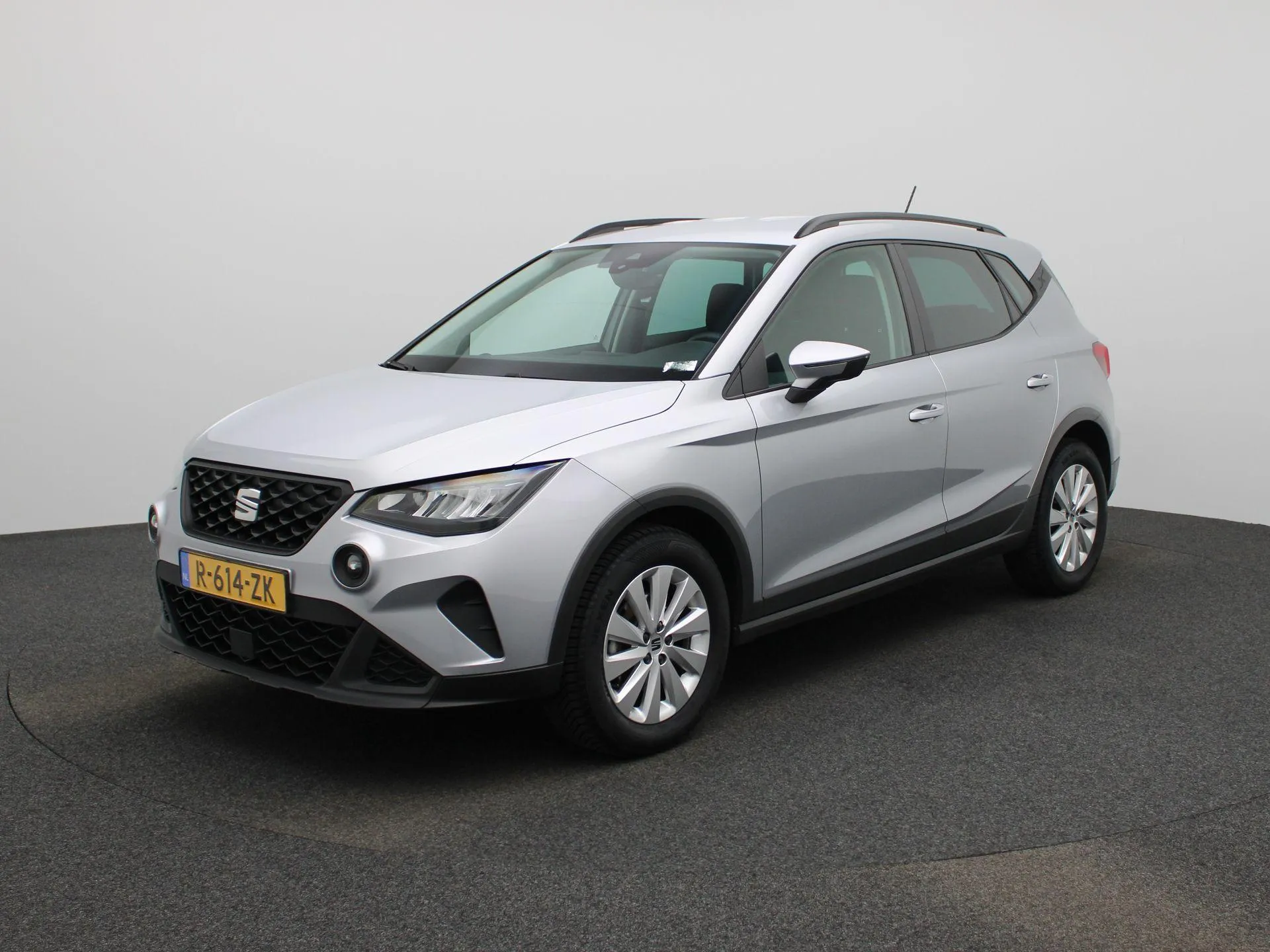Seat Arona — foto 1