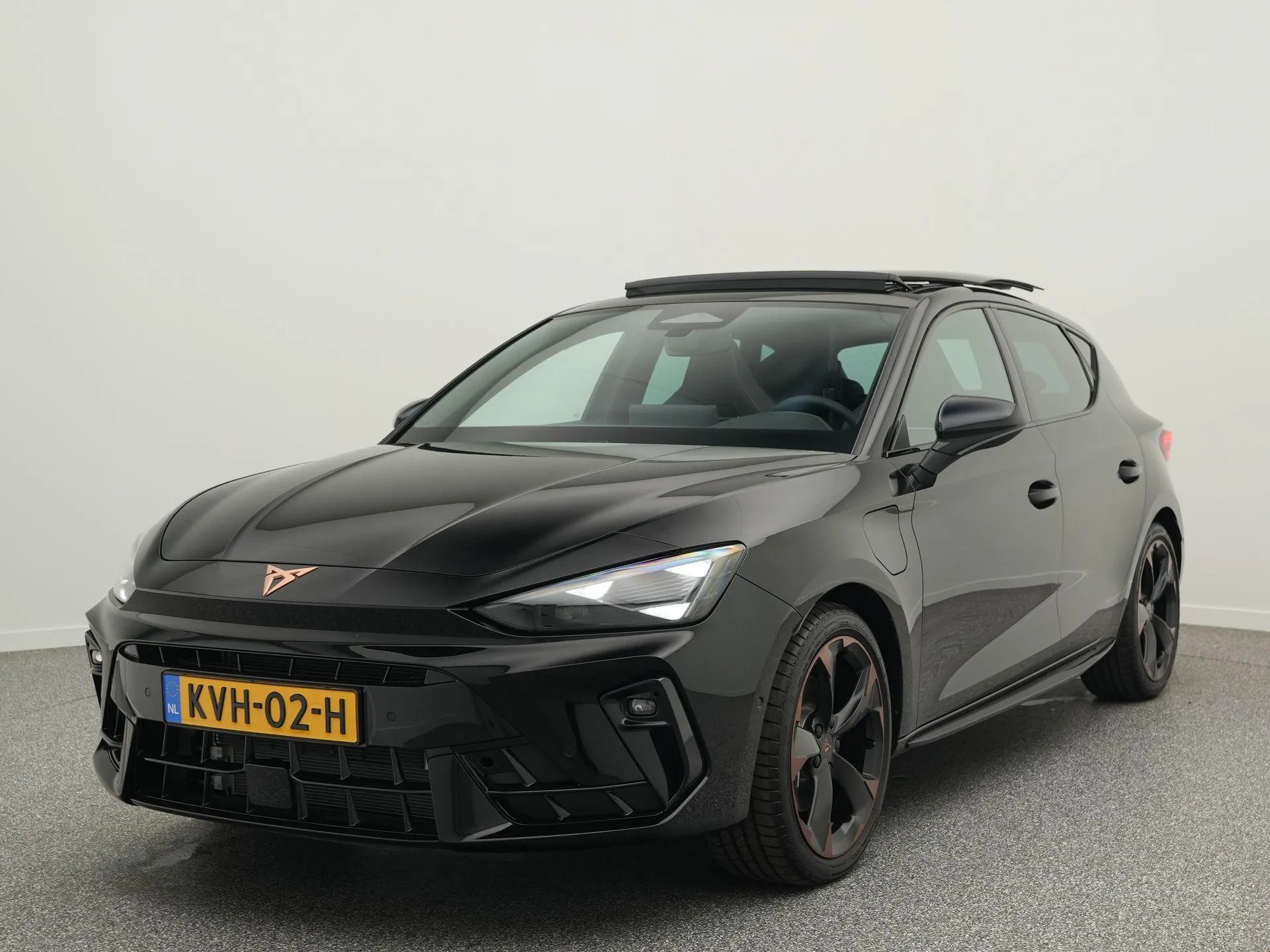 Cupra Leon — foto 1