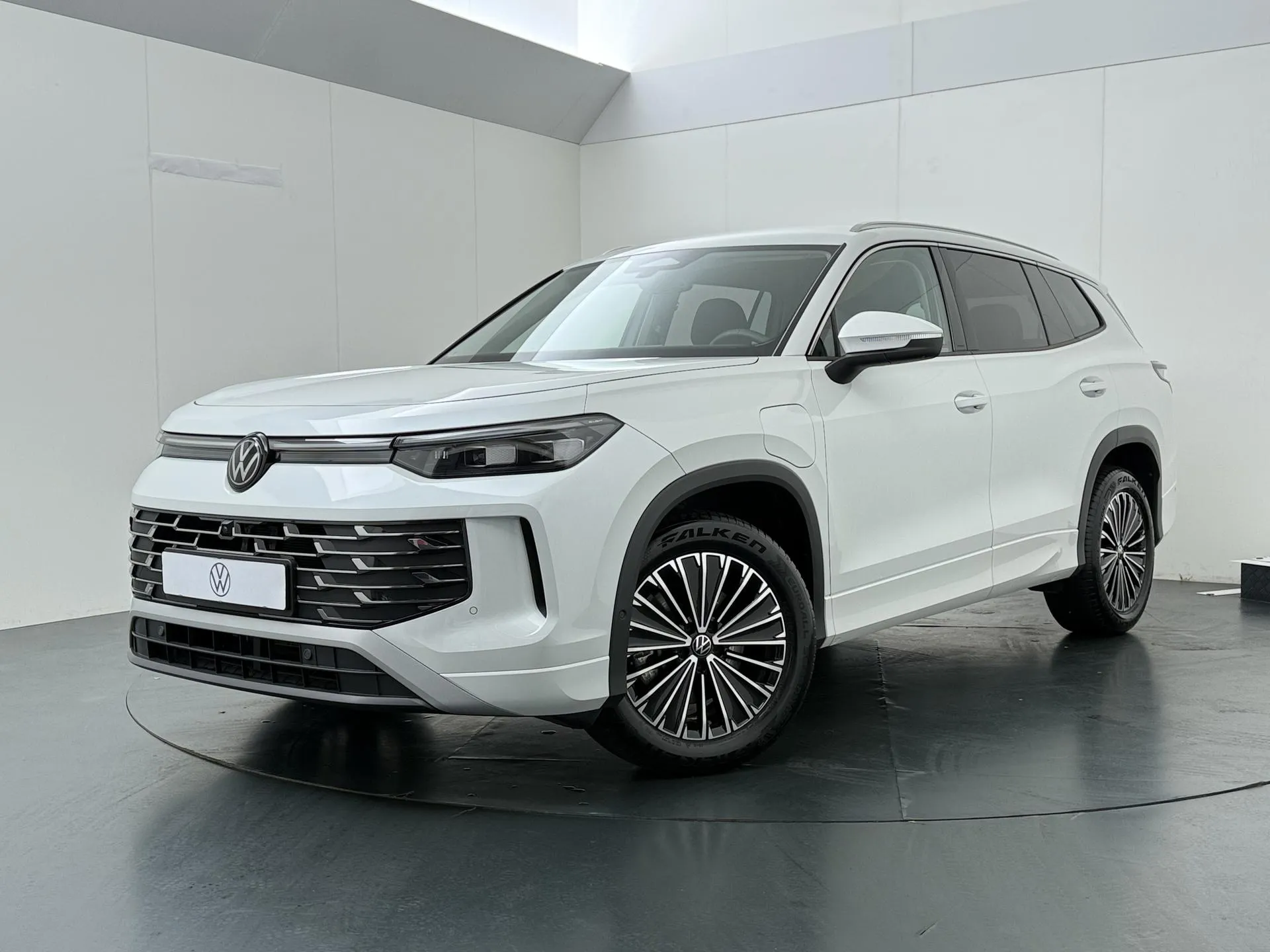 Volkswagen Tayron — foto 1