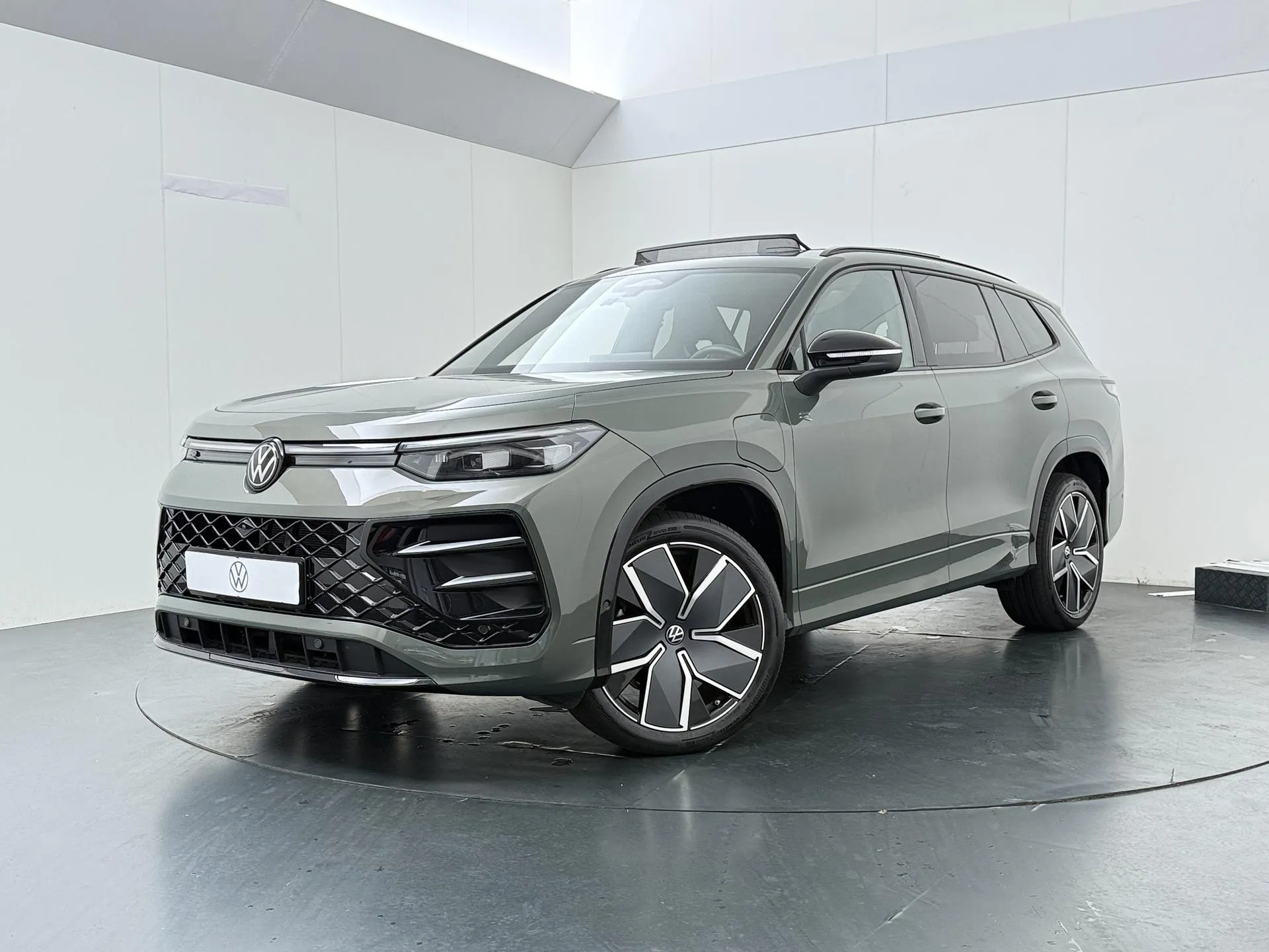Volkswagen Tayron — foto 1
