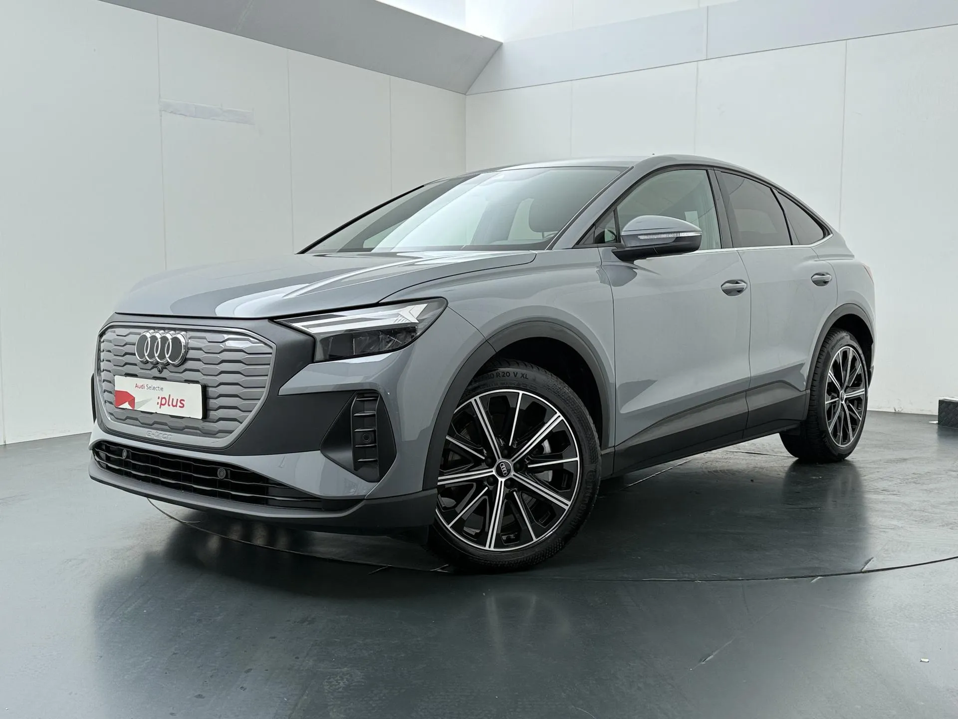 Audi Q4 Sportback e-tron — foto 1