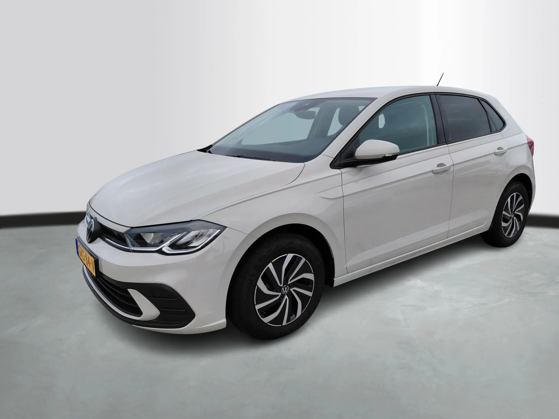 Volkswagen Polo — foto 1