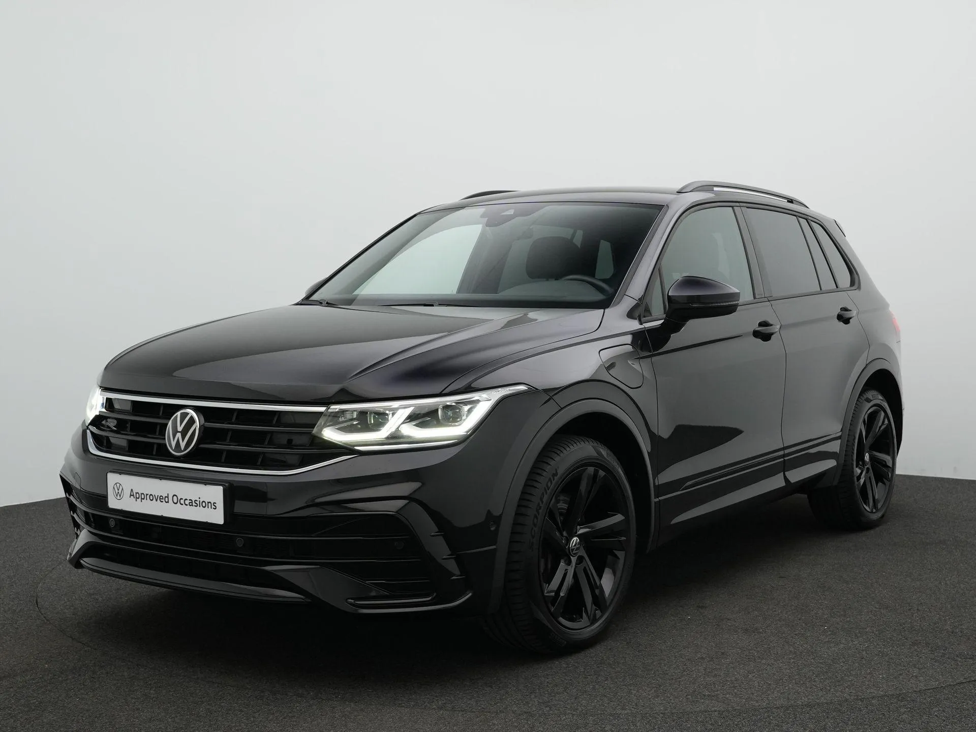 Volkswagen Tiguan — foto 1
